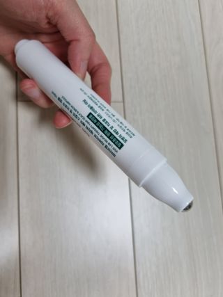 바이브랩 [탈모증상완화] 헤어라인 눈썹 두피앰플 — 4점을 준 리뷰어가 2022년 1월 올린 사용 사진
