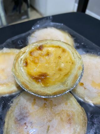 디앙뜨 포르투갈 에그타르트 오리지널 맛+패션후르츠 맛 중 택1 — 5점을 준 리뷰어가 2021년 8월 올린 사용 사진