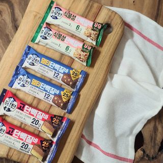 이지프로틴바 3종x각 2ea (고단백질바, 멀티단백질바, 식물성단백질바) — 5점을 준 리뷰어가 2024년 3월 올린 사용 사진