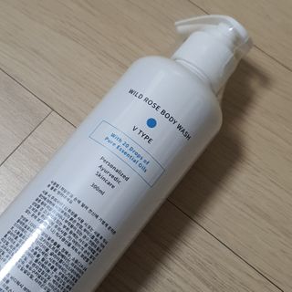 AYU25[아유트웬티파이브]피부 진정, 보습 와일즈 로즈 바디워시 — 5점을 준 리뷰어가 2021년 3월 올린 사용 사진