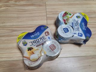 매일바이오 그릭요거트 오리지널 플레인 4개, 로스터리 커피믹스 4개 — 4점을 준 리뷰어가 2021년 12월 올린 사용 사진