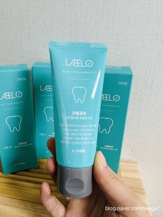 치과에서 쓰는 치약 _ 라벨제로 저불소 꼬마, 키즈, 유아, 베이비, 주니어 안전한 어린이치약 — 4.5점을 준 리뷰어가 2023년 2월 올린 사용 사진