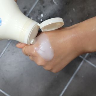 카프리나 프레쉬 산양밀크 어메이징 바디워시 500ml(오리지널향) — 5점을 준 리뷰어가 2023년 4월 올린 사용 사진