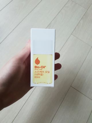 바이오오일 [바이오-오일] 스킨케어 오일 내추럴 60ml — 5점을 준 리뷰어가 2021년 5월 올린 사용 사진