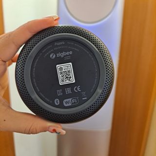 아카라 집 밖에서도 집 안을 돌봐주는 스마트 리모컨 — 4점을 준 리뷰어가 2022년 6월 올린 사용 사진