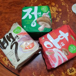 [풀무원] 자연은맛있다 정면, 백면, 홍면  세트 — 5점을 준 리뷰어가 2021년 4월 올린 사용 사진