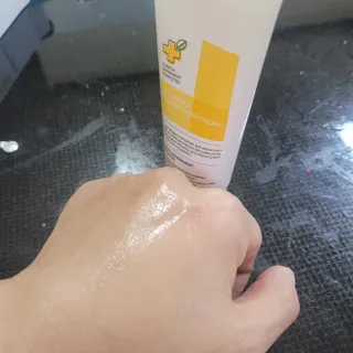 랑벨 내츄럴 딥 립앤아이 리무버 210ml — 5점을 준 리뷰어가 2022년 6월 올린 사용 사진