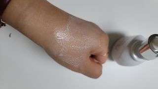 KISSY BAE 키시베이 키시베이 리얼화이트 톤업틴트 — 4점을 준 리뷰어가 2021년 9월 올린 사용 사진