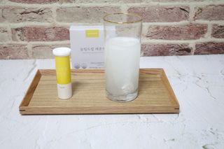 [슬림드랍 레몬맛] 건기식 다이어트 보조제 겸 비타민 — 5점을 준 리뷰어가 2022년 1월 올린 사용 사진