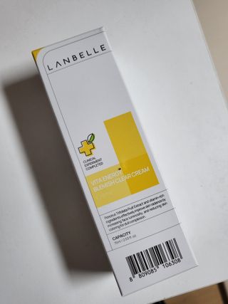 랑벨 비타 에너지 잡티 크림 75ml (피부 속 기미완화크림) — 5점을 준 리뷰어가 2022년 6월 올린 사용 사진