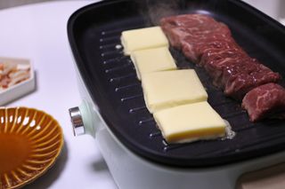 앙투어솔레 아일랜드 구워먹는 치즈 100 자연 치즈 와인안주 300g(100g x 3팩) — 5점을 준 리뷰어가 2022년 10월 올린 사용 사진