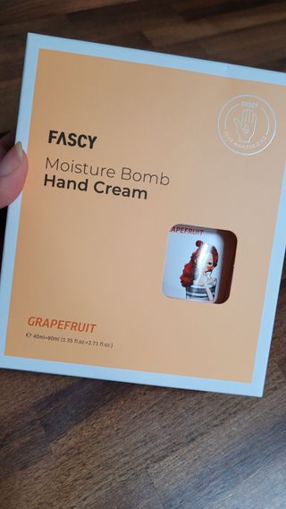 파시 FASCY 高保湿ハンドクリーム40ml+80ml セット — 4점을 준 리뷰어가 2021년 8월 올린 사용 사진