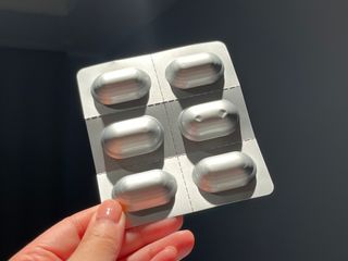 [지셀라] 프로바이오틱스 100억 유산균 보장 (1개월분 / 350mg X 30캡슐) — 5점을 준 리뷰어가 2023년 5월 올린 사용 사진