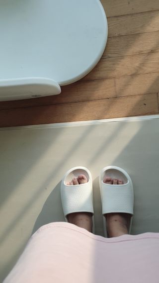 창신리빙 [프랑코 EVA 항균 거실화] 똑똑한 정리 수납 — 4점을 준 리뷰어가 2021년 2월 올린 사용 사진