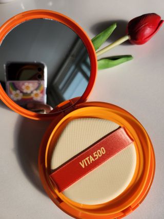 광동생활건강 MF[광동] 비타500✨주름개선·미백·SPF50+🌞퍼펙트쉴드 빅 선쿠션 본품 — 5점을 준 리뷰어가 2024년 5월 올린 사용 사진