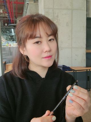 씨스터앤 더블이펙트 워터프루프 아이펜슬 11종 택 1 — 3점을 준 리뷰어가 2022년 1월 올린 사용 사진