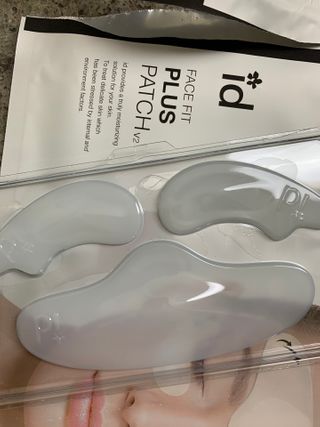 아이디플라코스메틱 아이디 페이스핏 플러스 패치 v2 — 4점을 준 리뷰어가 2020년 12월 올린 사용 사진