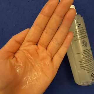 오투에니원 화이트스완 센텔라 루미너스 미스트 세럼 100ml — 5점을 준 리뷰어가 2023년 1월 올린 사용 사진