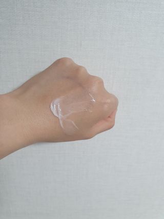 더마비 데오프레쉬 바디 프라이머 — 4점을 준 리뷰어가 2021년 6월 올린 사용 사진