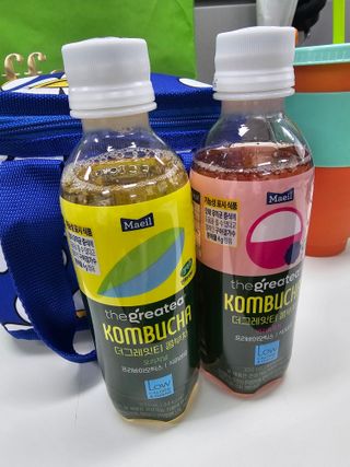 더그레잇티 콤부차 [매일유업] 더그레잇티 44kcal 콤부차 300ml *12개입 (오리지널 6개+베리리치 6개) — 5점을 준 리뷰어가 2023년 8월 올린 사용 사진
