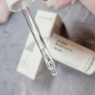 바노바기 코스메틱 알파 래디언스 세럼 30ml — 5점을 준 리뷰어가 2023년 12월 올린 사용 사진