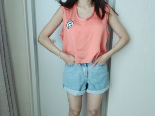[스테이피플] SILKY SLEEVELESS LOGO TOP — 5점을 준 리뷰어가 2022년 6월 올린 사용 사진
