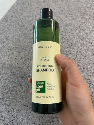 나인레스 데일리 인텐스 너리싱 샴푸 300ml / 10.14 fl.oz — 5점을 준 리뷰어가 2021년 11월 올린 사용 사진