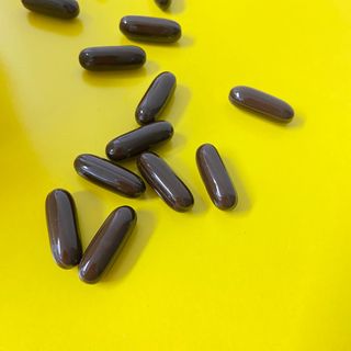 Swisse 스위스 고함량 프로폴리스 2,000mg 210정 — 5점을 준 리뷰어가 2021년 11월 올린 사용 사진