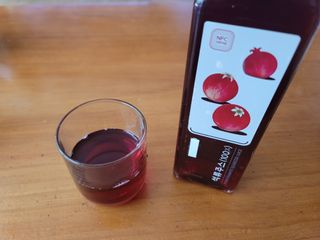 [바이윙클] 페르시아 유기농 석류 착즙주스 750ml 2병 + 선물박스 세트 — 5점을 준 리뷰어가 2022년 3월 올린 사용 사진