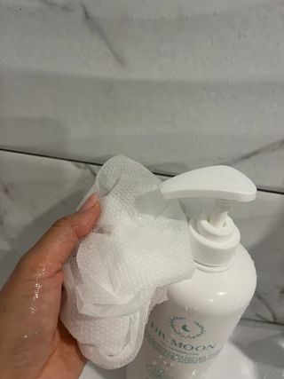 [닥터문] 센텔라 시카케어 화이트머스크 바디워시 1000ml — 5점을 준 리뷰어가 2023년 7월 올린 사용 사진