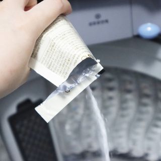 라라앤모어 유아 액체세제+세탁기클리너 — 5점을 준 리뷰어가 2022년 3월 올린 사용 사진