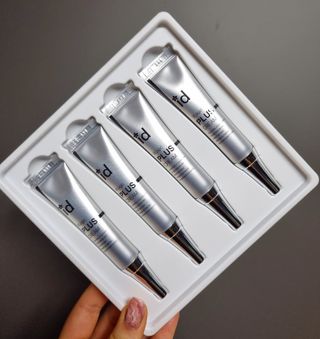 아이디플라코스메틱 아이디 브이로직 플러스 크림 15ml X 4EA — 5점을 준 리뷰어가 2022년 1월 올린 사용 사진