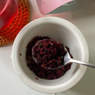 마시다 매혹적인 붉은 빛이 입안 가득히, 비트루트차 — 4.5점을 준 리뷰어가 2021년 3월 올린 사용 사진