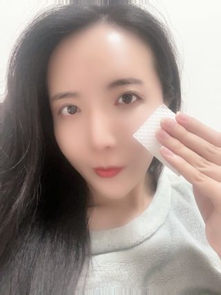 [후르디아] 눈시림없는 올영 립앤아이 리무버 — 5점을 준 리뷰어가 2024년 2월 올린 사용 사진