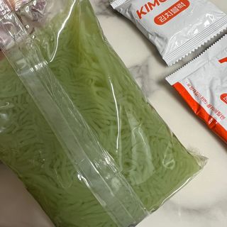 클린24시간 올리브발효곤약면 시원김치면 1세트-(3봉) — 5점을 준 리뷰어가 2024년 3월 올린 사용 사진