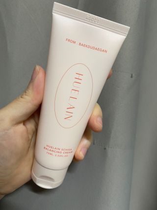 [휴랑] 오미자 2,000알로 피부 생기를 채워주는 밸런싱 크림 — 4.5점을 준 리뷰어가 2021년 10월 올린 사용 사진