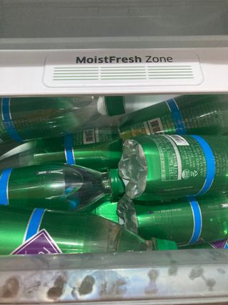 몽베스트 Montbest with Sparkling water Plain 20병 — 3점을 준 리뷰어가 2022년 7월 올린 사용 사진
