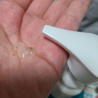 모두발라 마이크로 비타캡슐 탈모샴푸 — 5점을 준 리뷰어가 2022년 1월 올린 사용 사진