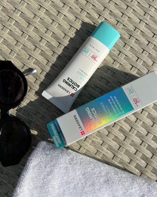 리더스코스메틱 리더스 카밍 바이오틱스 선 에센스 SPF 50+ PA++++ — 5점을 준 리뷰어가 2022년 5월 올린 사용 사진
