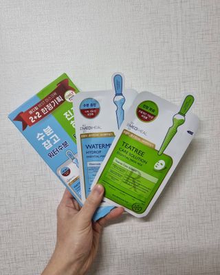 메디힐 올리브영 1등 마스크팩 워터마이드팩 2매 + 티트리팩 2매 기획세트 — 3점을 준 리뷰어가 2021년 3월 올린 사용 사진
