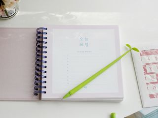 리훈 리뉴얼 오늘쓰임 가계부 용돈기입장 금전납출부 캐쉬북 만년 — 5점을 준 리뷰어가 2023년 3월 올린 사용 사진