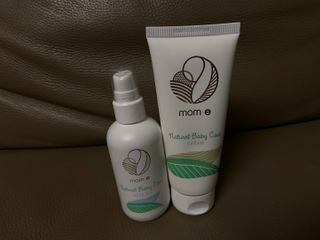 mom e 맘이 내추럴 베이비 케어 크림+바디오일 — 5점을 준 리뷰어가 2021년 1월 올린 사용 사진
