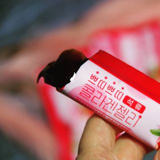 헬스업_쁘띠쁘띠석류콜라겐젤리_20g x 14포 — 3점을 준 리뷰어가 2021년 1월 올린 사용 사진