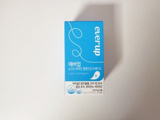 [몸엔용] 에버업 멀티비타민&미네랄, 눈건강 루테인 혈행건강 오메가3, 면역 프로바이오틱스 3종 택1 — 5점을 준 리뷰어가 2022년 4월 올린 사용 사진