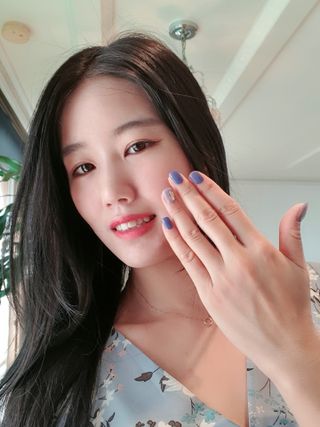 데싱디바 글레이즈 젤네일 별빛유리네일 6종_랜덤발송 — 5점을 준 리뷰어가 2021년 8월 올린 사용 사진