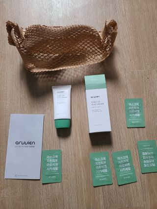 아르비엔 순한성분 비건 무기자차 톤업선크림 — 4점을 준 리뷰어가 2021년 1월 올린 사용 사진