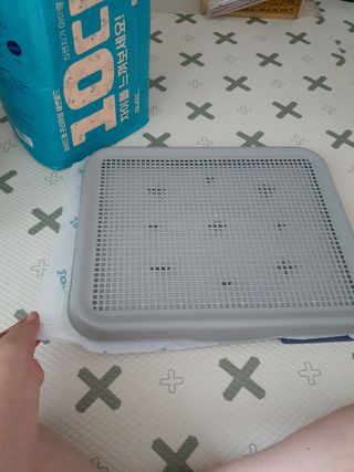 아베크 펫 와이드 프리미엄 중형 애견 강아지 배변 패드 54매 1팩 45g — 5점을 준 리뷰어가 2021년 7월 올린 사용 사진