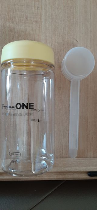 프로티원 단백질쉐이크 곡물맛 2주분 1통+보틀 — 5점을 준 리뷰어가 2021년 4월 올린 사용 사진