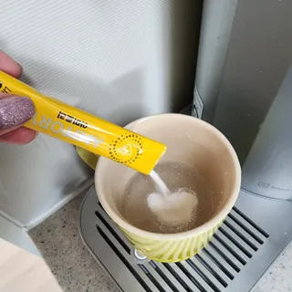 주식회사 씨크릿비에프랩 마시는 아미노산 아미토리 열대과일맛 14포 [1포, 5g / 보틀증정] — 5점을 준 리뷰어가 2023년 2월 올린 사용 사진