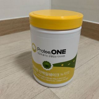프로티원 단백질쉐이크 녹차맛 2주분 1통+보틀 — 4점을 준 리뷰어가 2021년 5월 올린 사용 사진